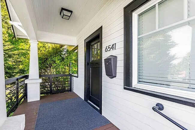 Foto del edificio - 6541 SE 89th Ave