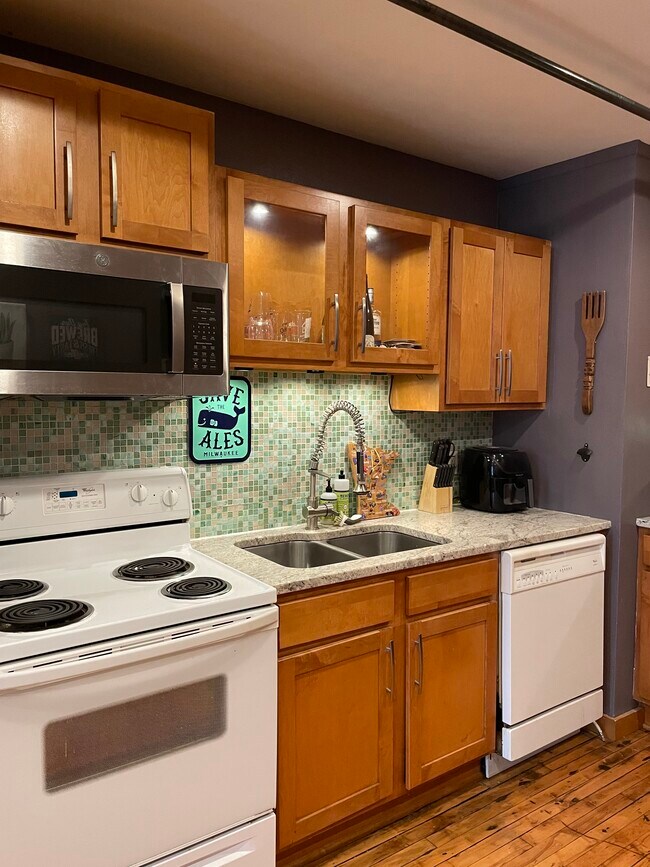 Foto del edificio - 523 Jackson St