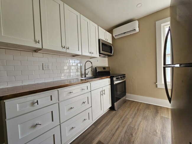 Foto del edificio - 233 W Madison St