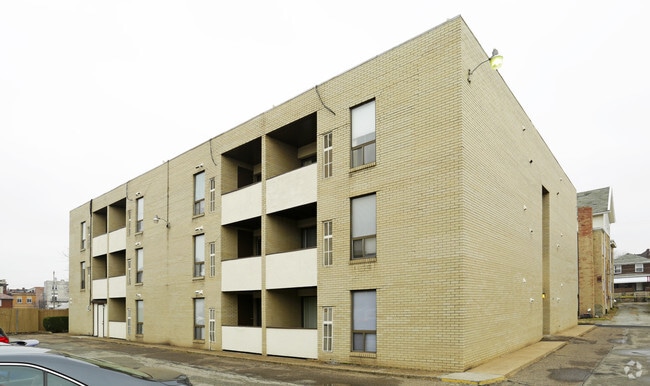 Building Photo - Dawson Village
