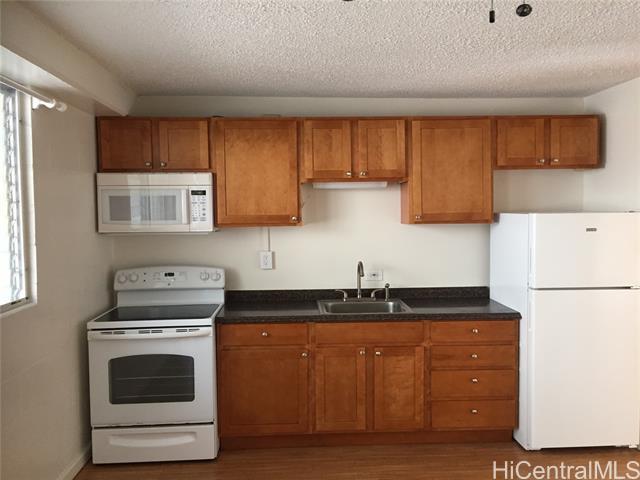 Building Photo - 2407 Tusitala St