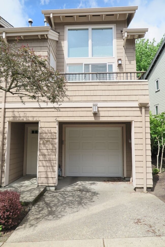 Photo - Discover easy living at Forest Heights 2b/2ba Townhome!