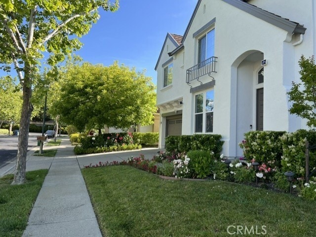 Building Photo - 5817 Cattleya Dr