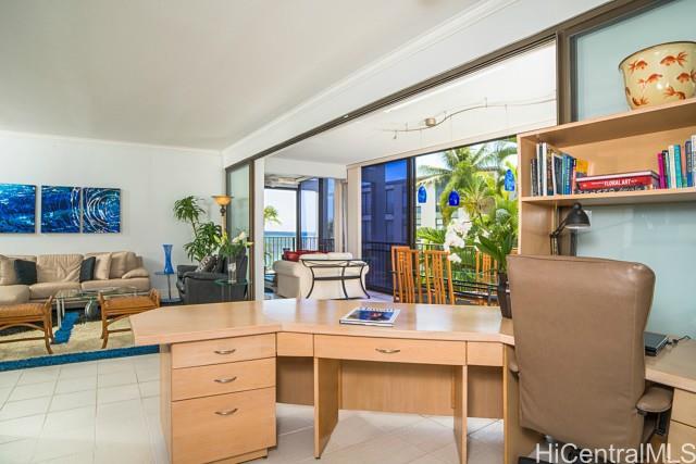 Foto del edificio - 4999 Kahala Ave