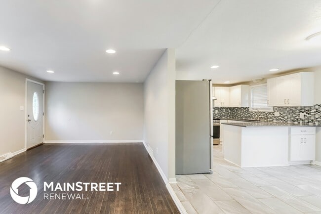 Building Photo - 5108 N Highland Ave