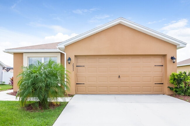 Building Photo - 2533 Bobby Lee Ln