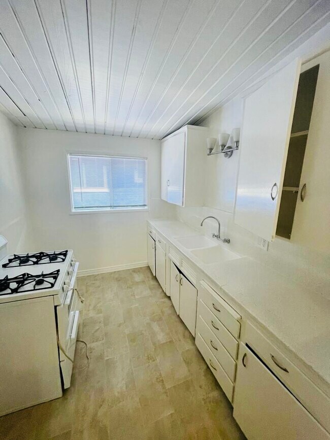 Building Photo - 4115 Palmwood Dr