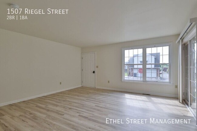 Foto del edificio - 1507 Riegel St