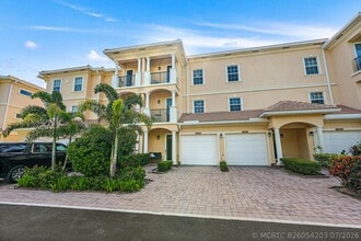 Building Photo - 12695 SE Old Cypress Dr