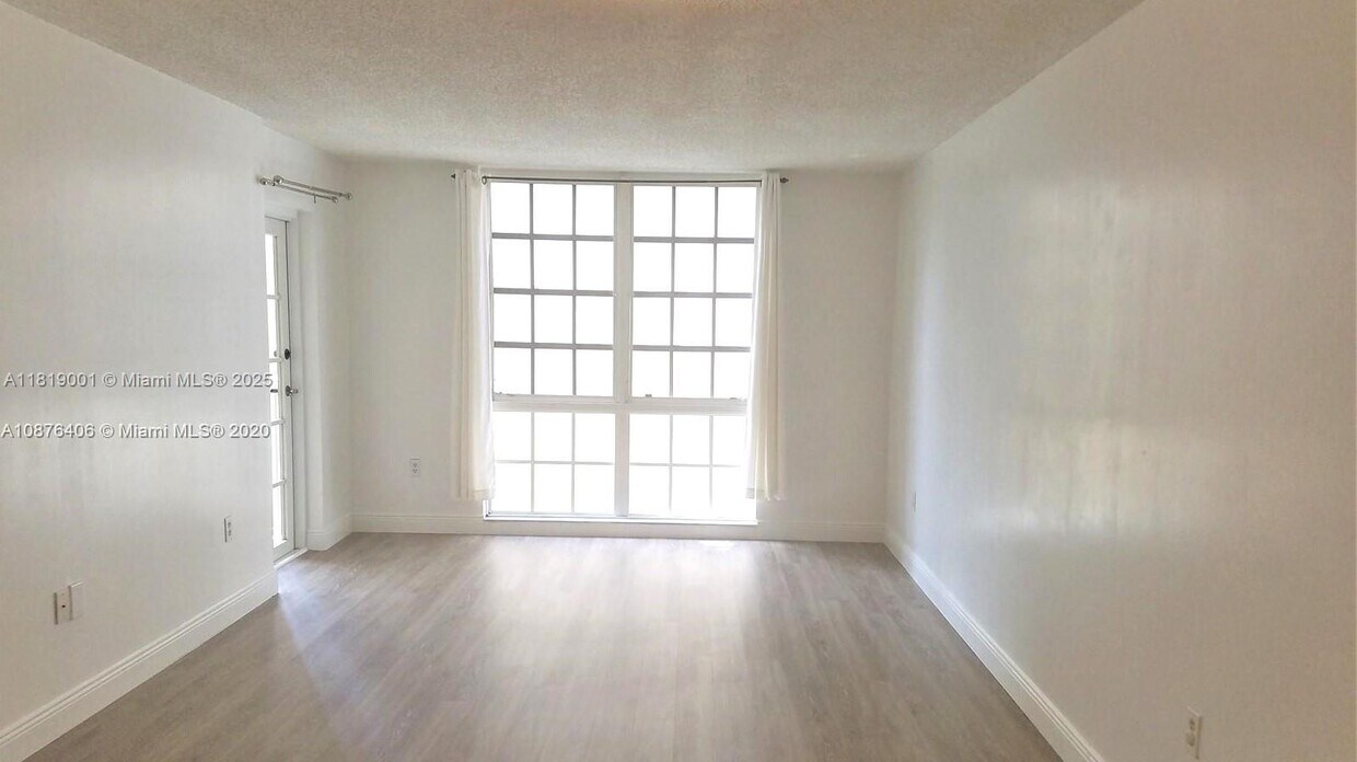 Foto del edificio - 1280 S Alhambra Cir