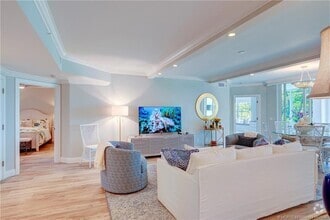 Building Photo - 5799 NE Island Cove Way
