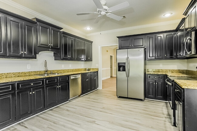 Foto del edificio - 2065 Dundee Way