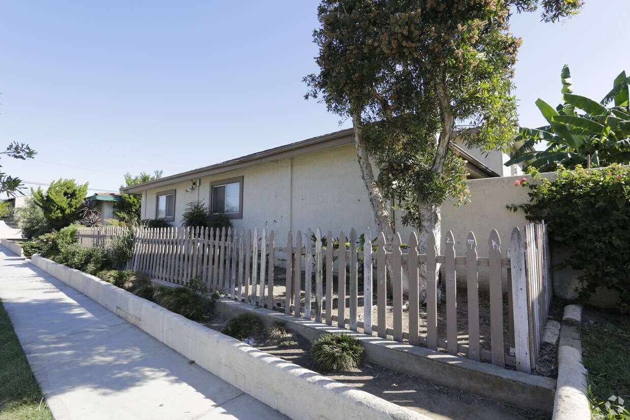 Foto del edificio - 17372 Keelson Ln