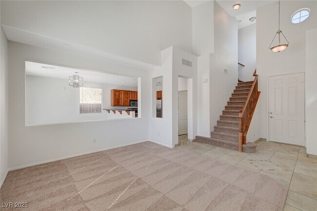 Foto del edificio - 11215 Dahlia Grove St