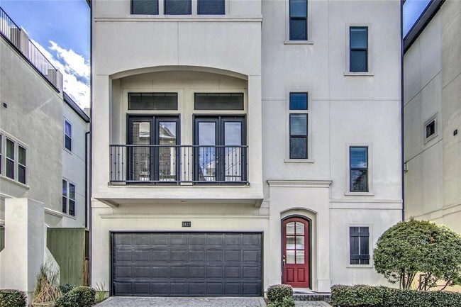 Building Photo - 8827 Lakeshore Terrace Dr