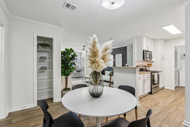 Building Photo - Westhaven at Vinings