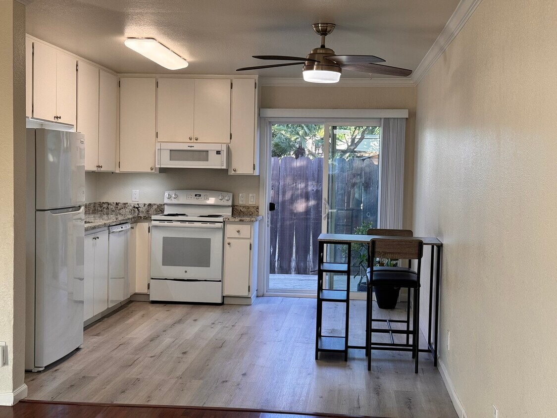 Foto principal - 375 N M St