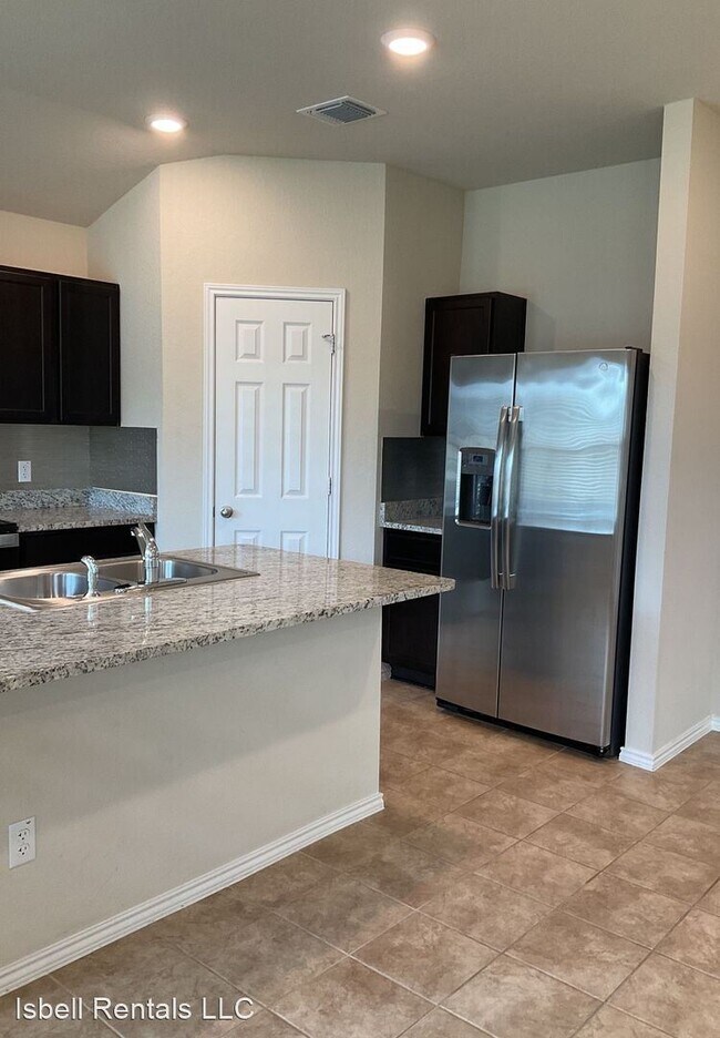 Building Photo - 3 br, 2 bath House - 6109 Harriet Tubman A...