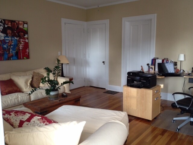 Foto del edificio - 3032 Cinnamon St