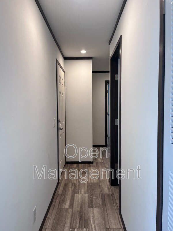 Foto del edificio - 2301 SW Oralabor Rd