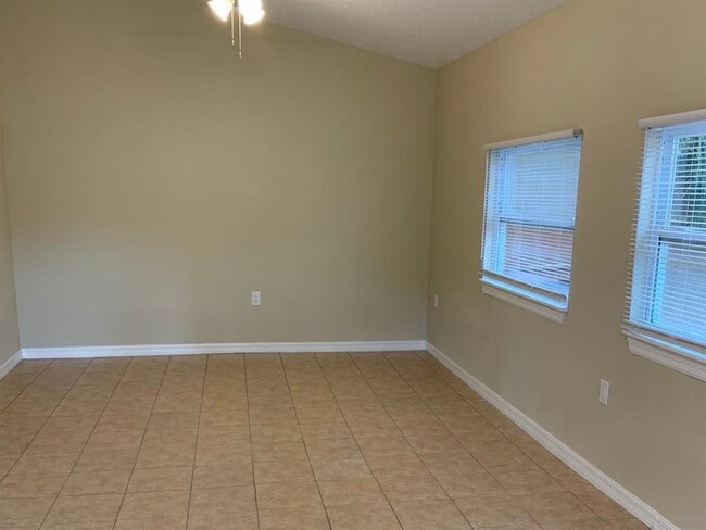 Building Photo - 7492 Beckers Ln