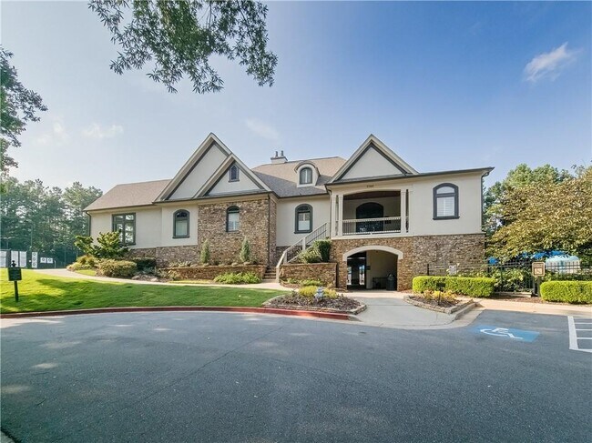 Foto del edificio - 7335 Craigleith Dr