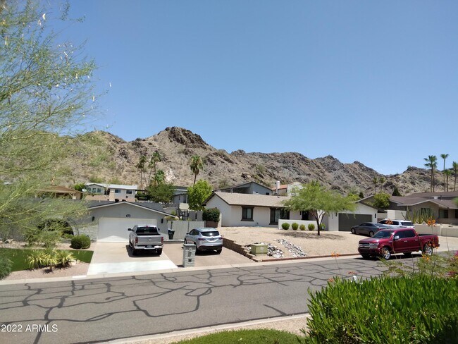 Foto del edificio - 7615 North 22nd Pl