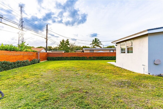 Photo - 6860 SW 37th St House