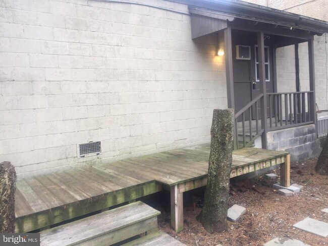 Foto del edificio - 14 N Walnut St