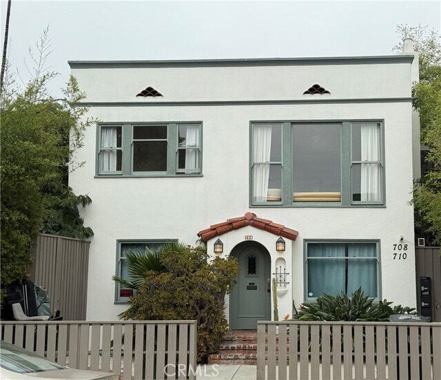 Foto principal - 706 6th Ave