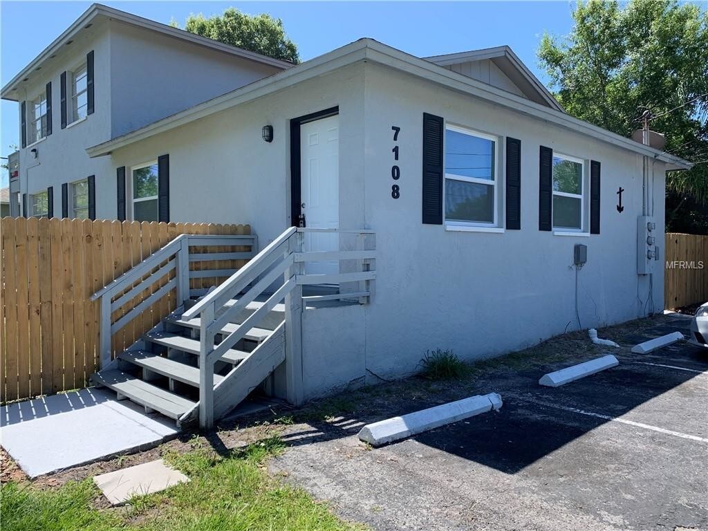 Primary Photo - 7108 S Kissimmee St
