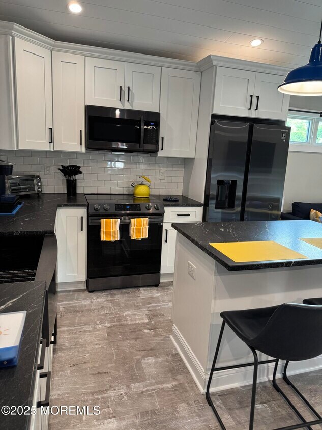 Foto principal - 1209 Langford St