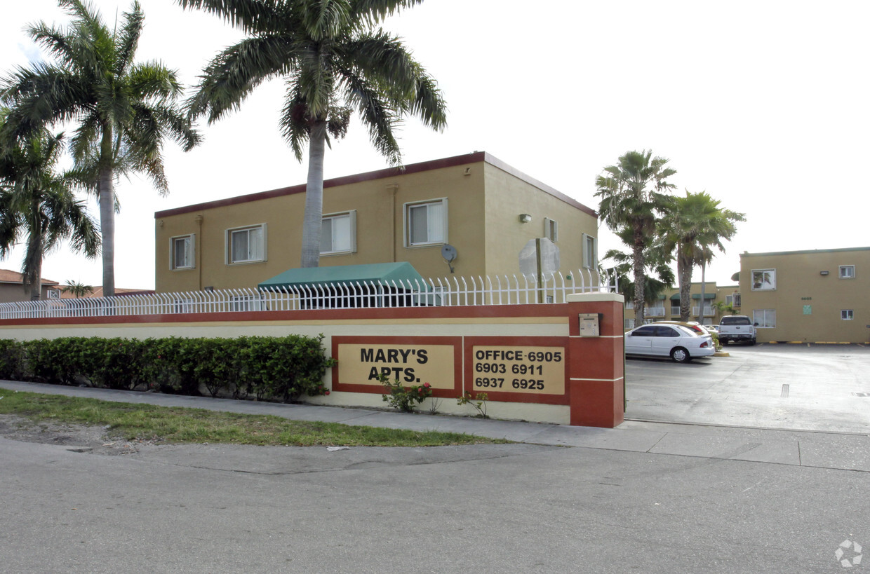 Building Photo - Mary's Apartments