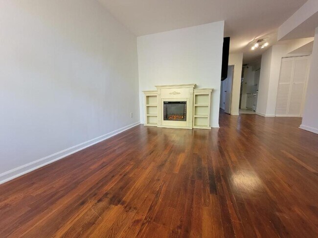 Sala de estar - 216 Warren St NE