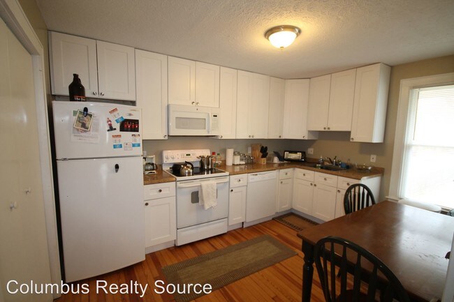Building Photo - 2838 Clifton Rd