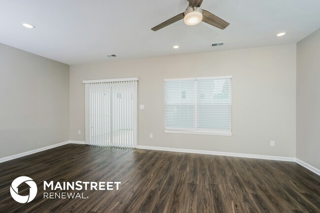 Building Photo - 2052 Hoosier Way