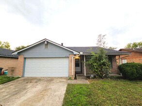 Building Photo - 10906 Maple Rock Dr