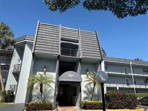 Building Photo - 9301 Lime Bay Blvd