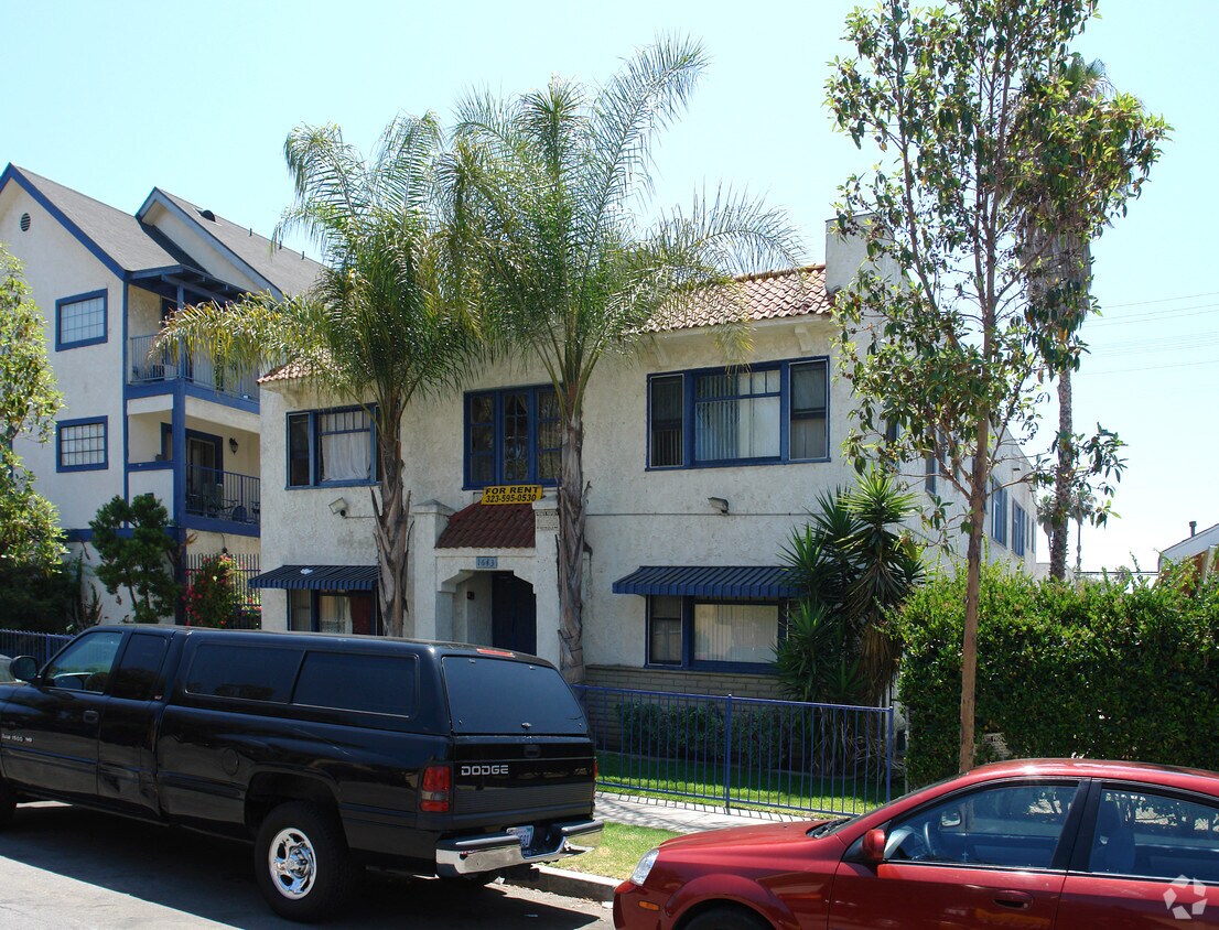 Foto del edificio - 1643 Locust Ave