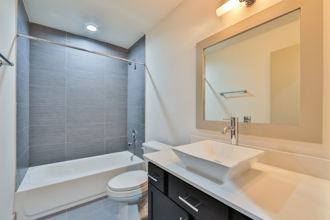 2100 Woodhead Apartments, Houston , TX 77019 - Woodhead