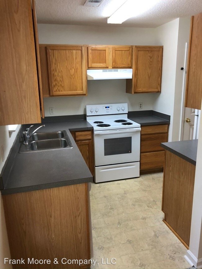 Building Photo - 3 br, 2 bath House - 5 Bells Crossing