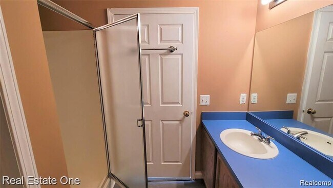 Foto del edificio - 3581 Reeves Dr