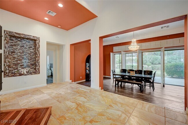 Foto del edificio - 6 Holly Tree Ct