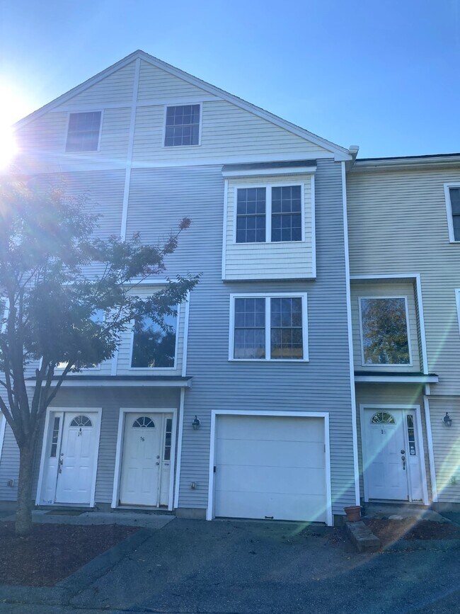 Foto del edificio - 30 Rice Lane Unit 15 Worcester, MA 01604
