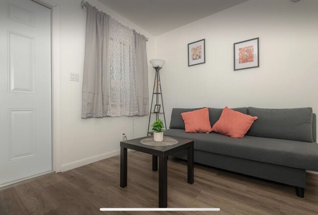 Foto del edificio - 1017 NE 14th Ave