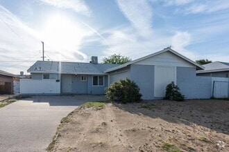 Building Photo - 45462 3rd St E