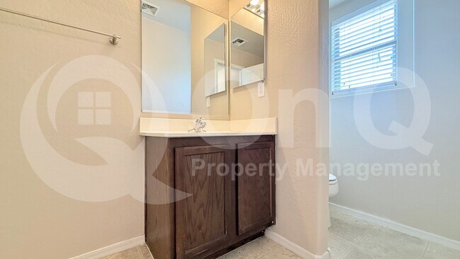 Building Photo - 21182 E Stonecrest Dr