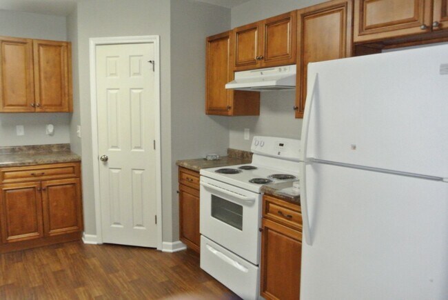 Building Photo - Single Family Home