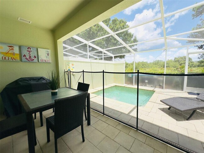 Foto del edificio - 17521 Placidity Ave