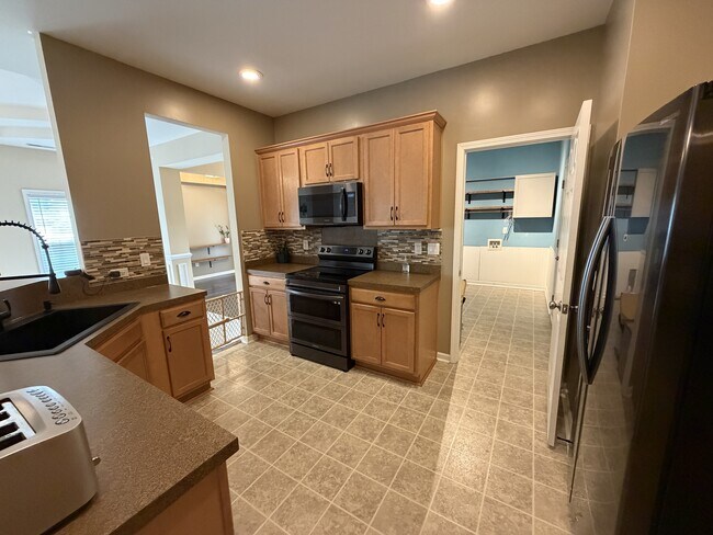 Foto del edificio - 218 Seth Ct